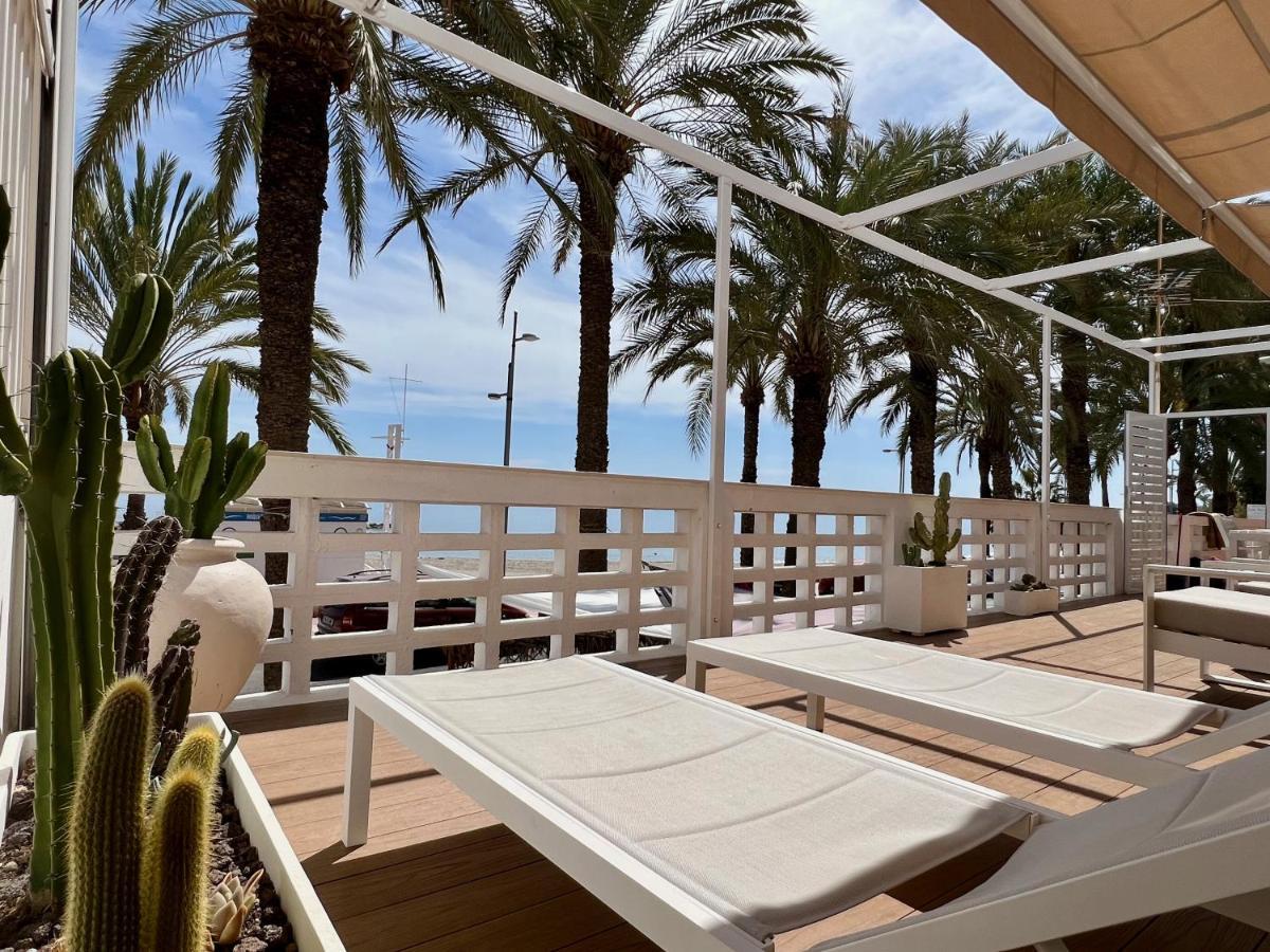 Apartment Paseo Aguadulce  Exterior photo